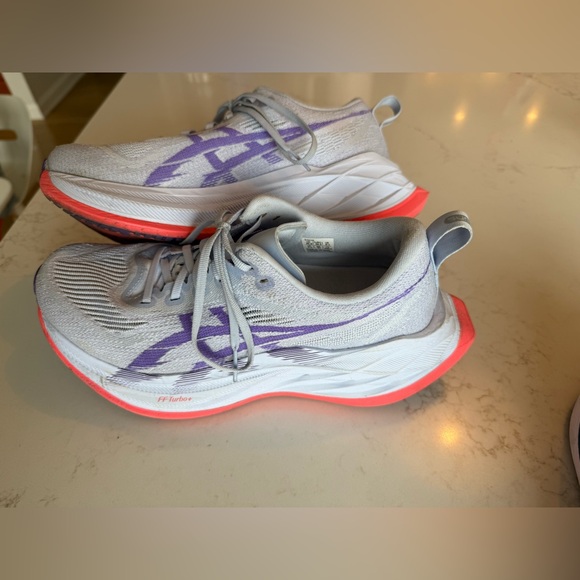 Asics superblast 2 lilac/orange Women’s 8 - Picture 7 of 8